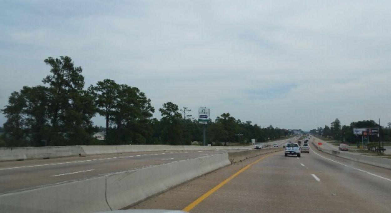 SH 242/ .6 mi E/O I-45 Media