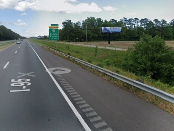 I 95, 1 Mi. S/O Nc82 Es/Fs Godwin Nc 28344 (Cumberland County) Media