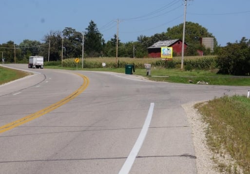 Hwy P - 0.7 mi N/O Jct P & 12 - near IL border Media