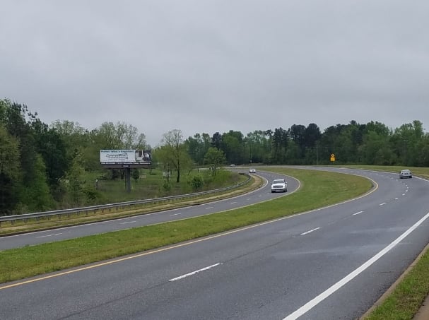 US 441 South of James Maxwell Rd - W/S S/F CR Media