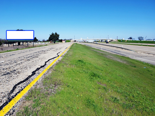 I-45 0.2 mi S/O FM 813 WS Media