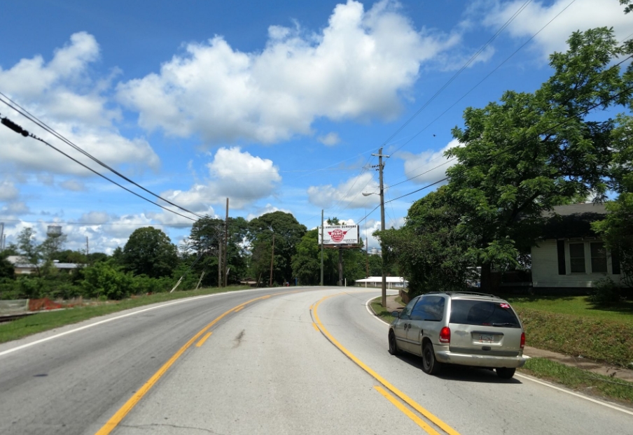 Hwy 123 at Pine Street - N/S W/F CR Media