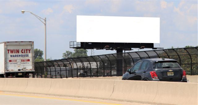 Route 22 @ Liberty Avenue N/S, E/F Media