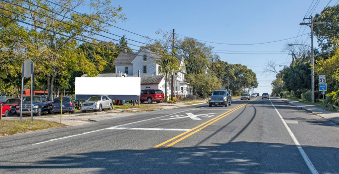 East Commerce Street @ Manheim Avenue N/S, S/F Media