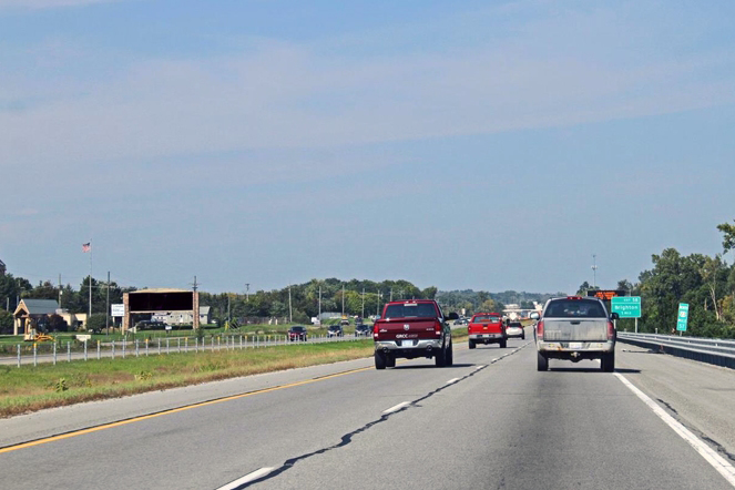 US-23 2.1 mi S/O I-96 Fwy W/S F/S Media