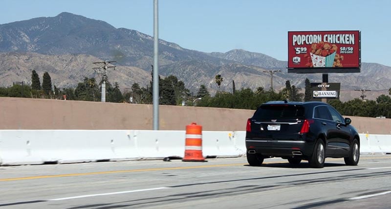 I-10 E/O 8th Street Media