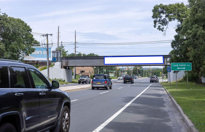 Farmingville/North Ocean Avenue@Long Island Avenue F/S Media