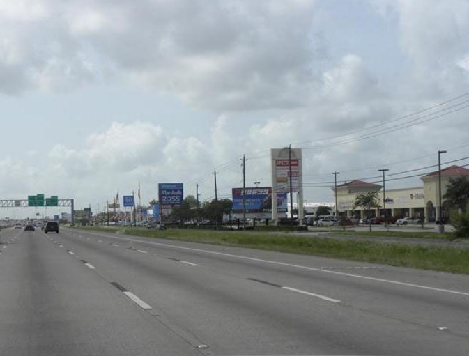 11118 I-45 S (Gulf Fwy) N/O Almeda Genoa Rd Media