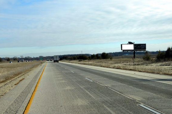 I-43 SS 1.8mi W/O Hwy 67 F/W - 1 Media