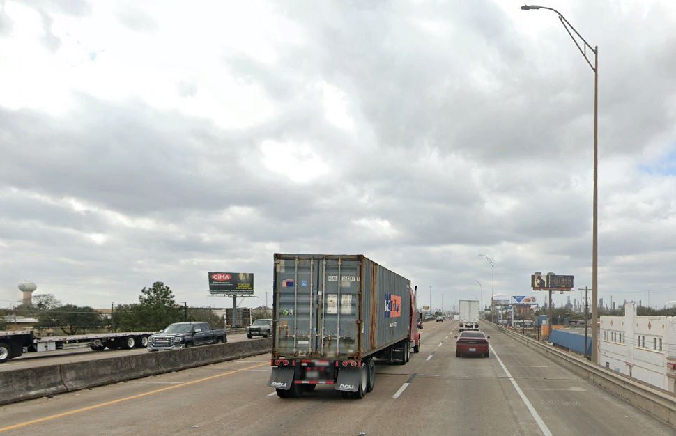 SH 225 @ Shaver St/ Pasadena-Top Face Media