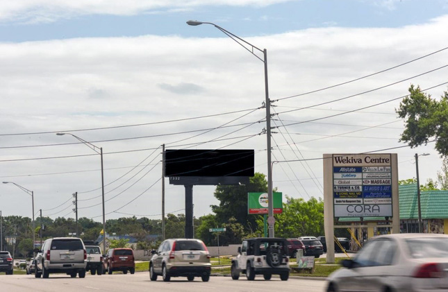 SR 436, .50 mi W/O Piedmont-Wekiva Rd; S/S F/W Media