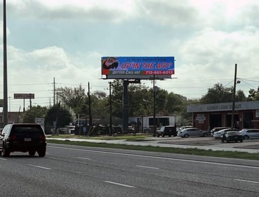 I-10 E (East Fwy) E/O E 610 Loop/ Houston Media