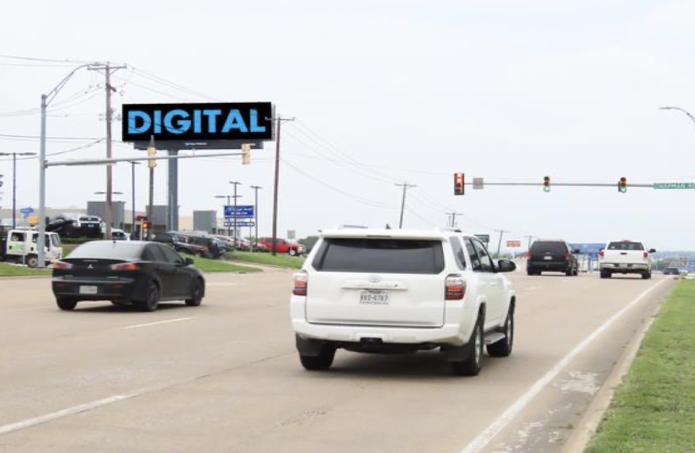 DIGITAL Denton Hwy ES 300ft S/O Chapman Rd F/N - 1 Media