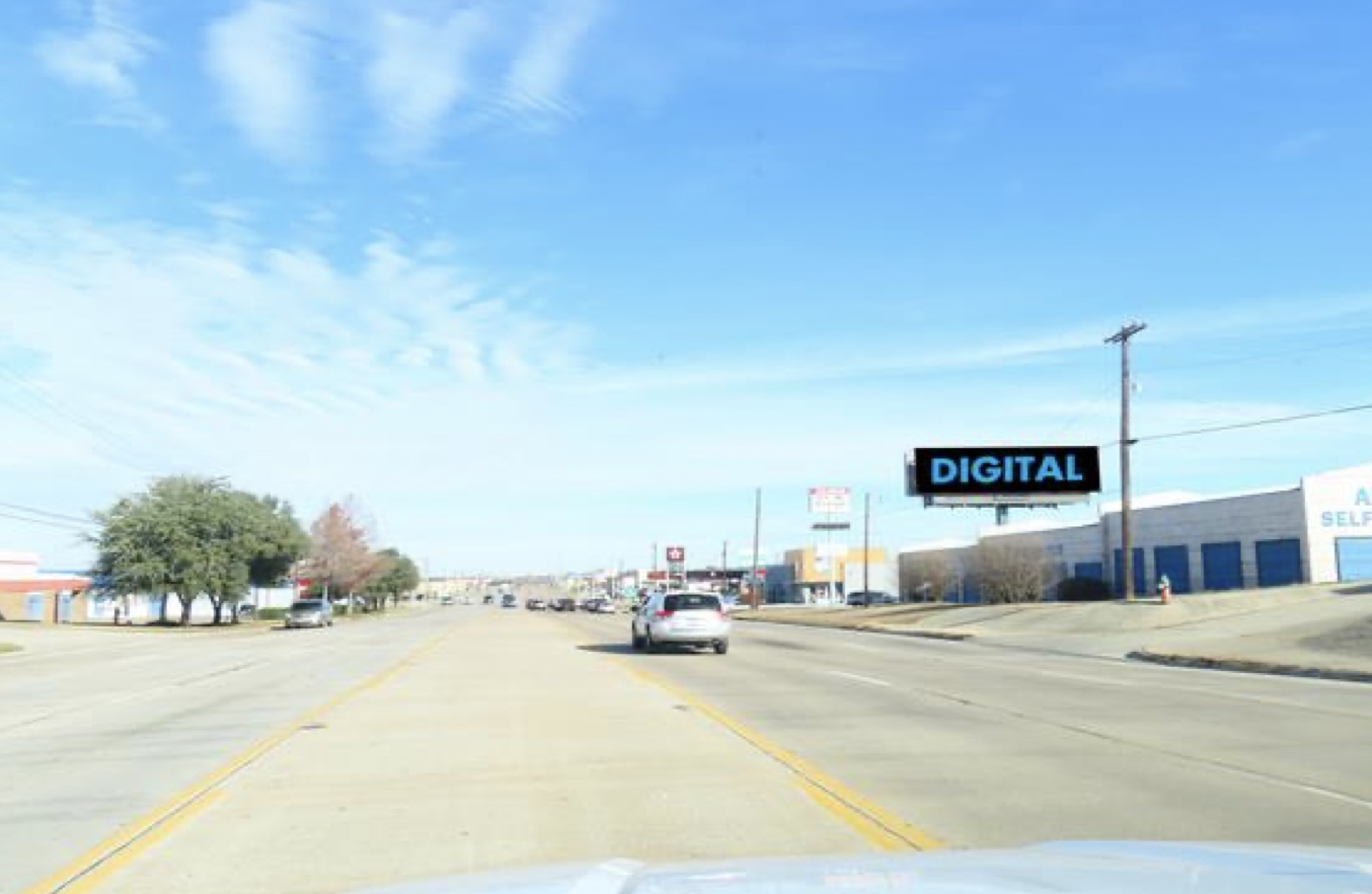 DIGITAL Denton Hwy ES 300ft N/O Twin Oaks F/S - 2 Media