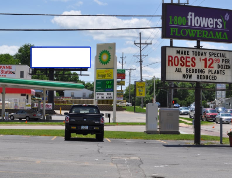 Corner of Edgwood Rd./Johnson Ave. Media