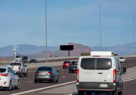 AZ 202 Loop (Red Mountain Fwy) 140 ft E/O AZ 87 NS F/W Media