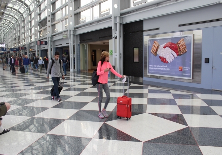 Terminal 1/Concourse B United Hub Media