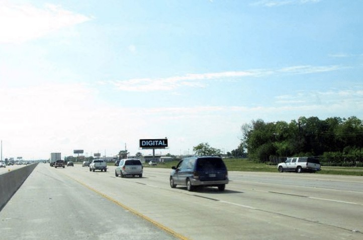 I-45 Gulf Frwy WS 0.6mi S/O Calder F/N - 2 Media