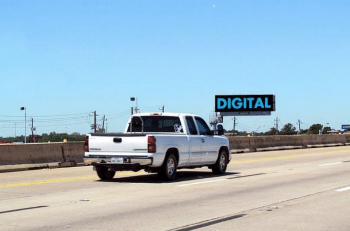 I-10 East Frwy SS 50ft W/O Thompson F/E - 1 Media