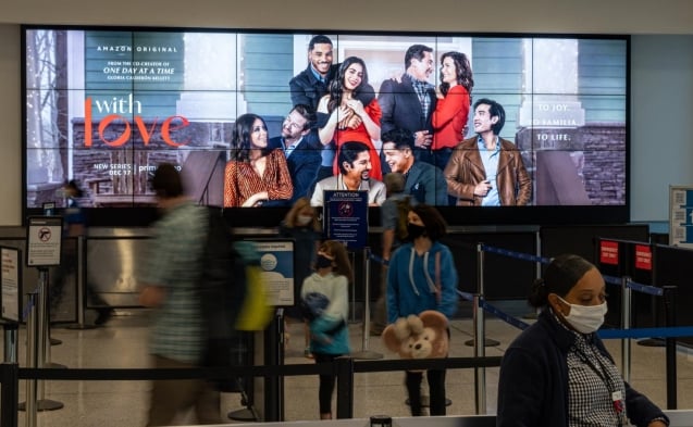 LAX_Arivals/Departures Terminal 6 Media