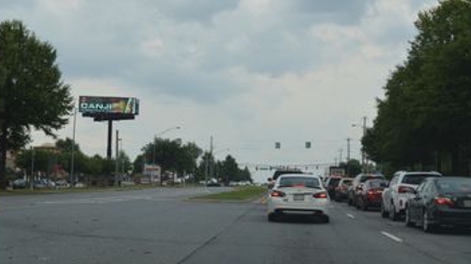 Buford Hwy 20 at the stoplight at Gravel Springs Road. .5 northeast of Atlanta Metro Mall Media