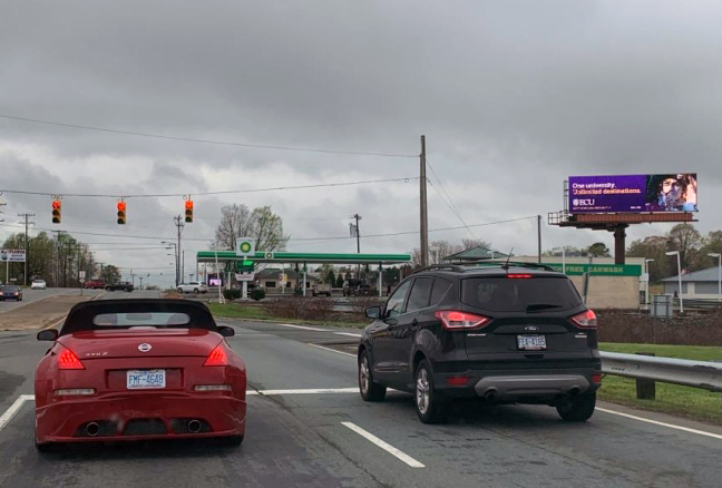 HUFFMAN MILL RD @ I-40/I-85 Media