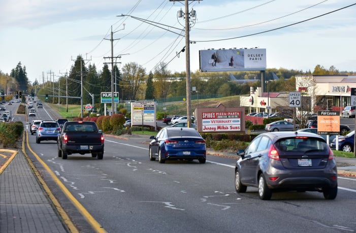 Mukilteo Speedway 880 ft N/O Harbor Pointe Blvd ES S/F Media