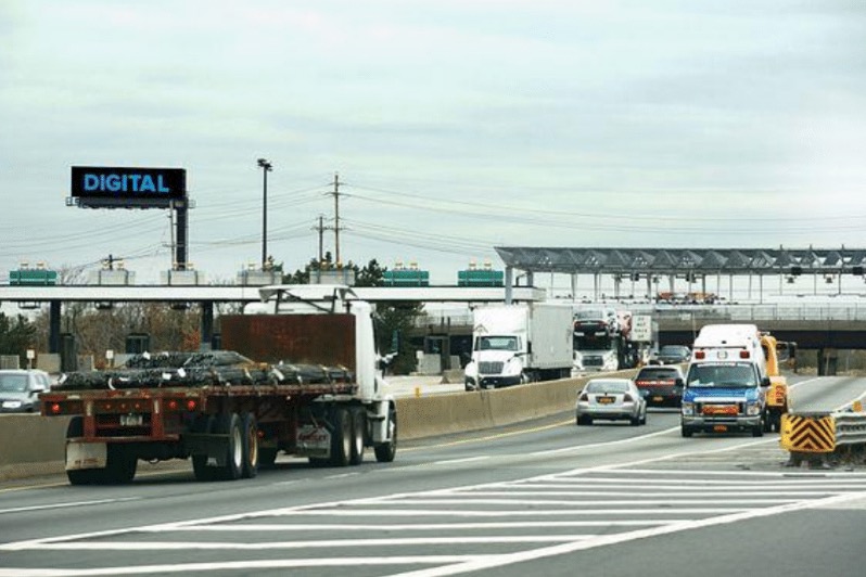 I-95/NJ Tpk ES 220ft S/O Paterson Plank Rd F/N - 1 Media