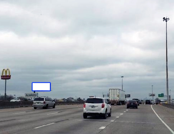 10500 I-45 S (Gulf Fwy) N/O Edgebrook Dr Media