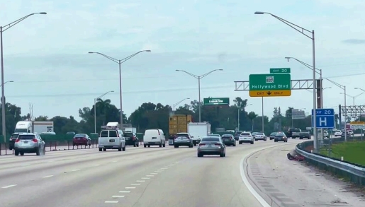 I-95 @ HOLLYWOOD BLVD WS/NB Media