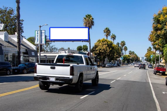 Ventura Blvd S/L W/O Matilija Ave F/E Media