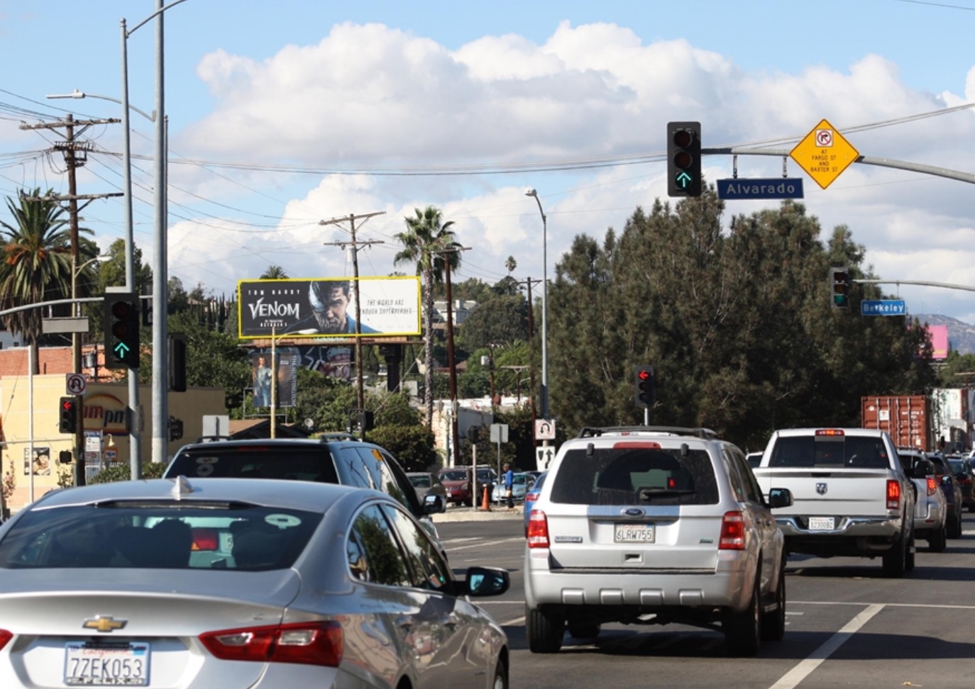 GLENDALE BLVD WL 1/2 MILE S/O 2 FWY SF Media