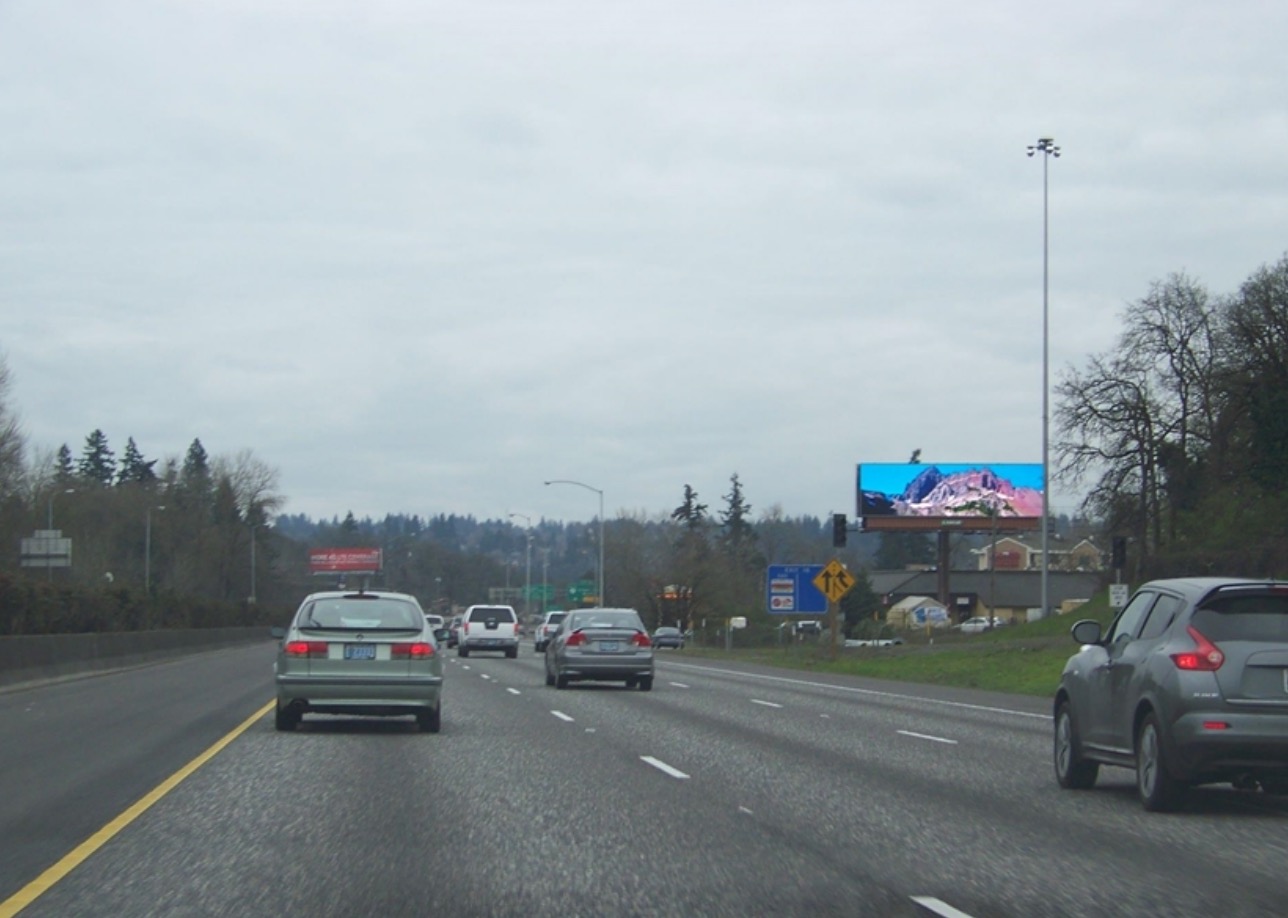 I-205 950' S/O 82ND DRIVE Media