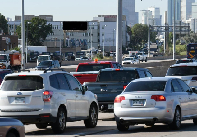 E/L I-25 130 ft S/O E 53rd Ave F/N Media