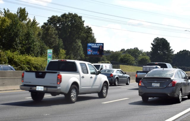 I E/S I-77 MM 5.5 at Exit 6, 0.50 mi S/O Billy Graham Pkwy, N/F Media