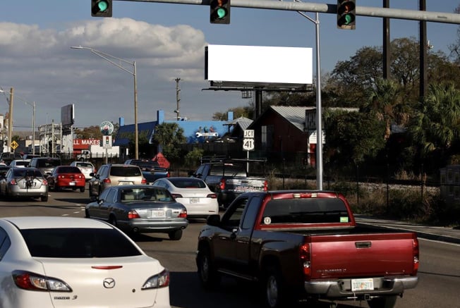 Busch Blvd 300 ft W/O Nebraska Ave S/S F/W Media