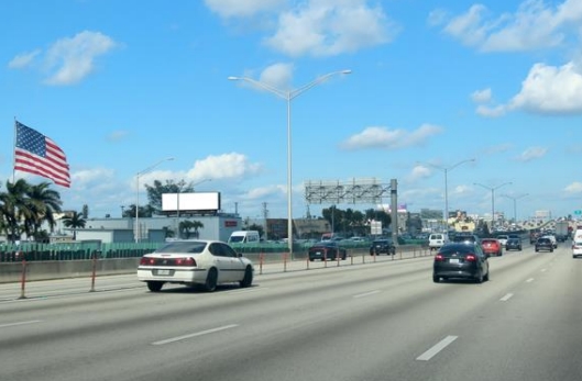 I-95 WS 0.3mi N/O Hallandale Bch Blvd F/S - 1 Media