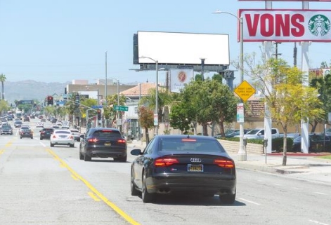 Ventura NS 100ft E/O Reseda F/E - 1 Media