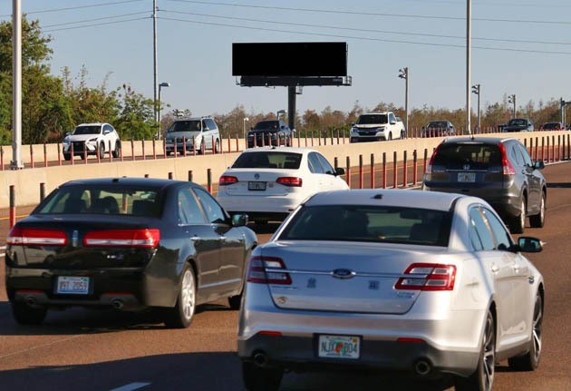 Veterans Expressway 50 ft S/O Waters Avenue E/S F/N Media