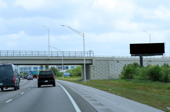 E/L I-75 S/O Pembroke Road F/S Media