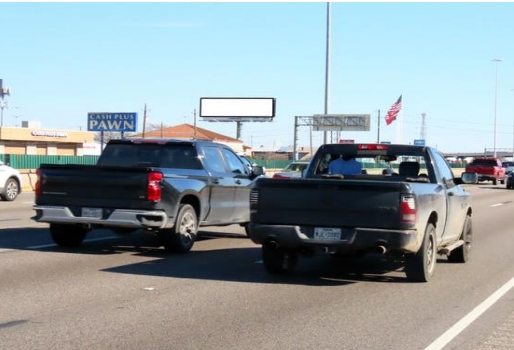 Thornton Fwy (I-30) NS 0.3mi W/O Buckner Blvd F/W - 1 Media