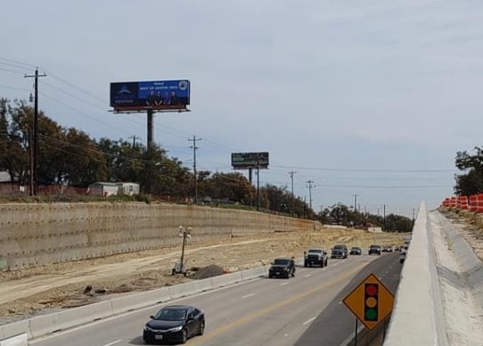 HWY 290W, 1 MI W/O HWY 71W Media