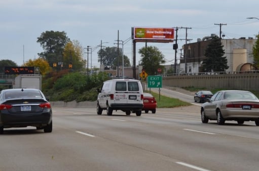 S/S I-696 0.5 MI WO DEQUINDRE F/W Media