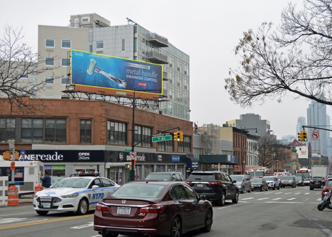 FLATBUSH & 7TH AVE .3MI S/O BARCLAYS CTR Media