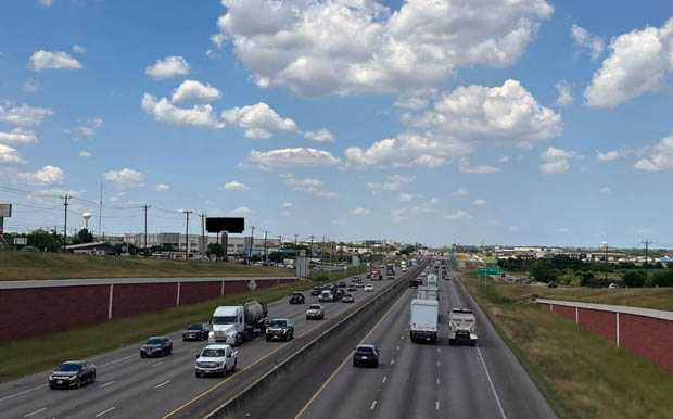 AUSTIN TX I-35 & S Loop 4 F/S Media