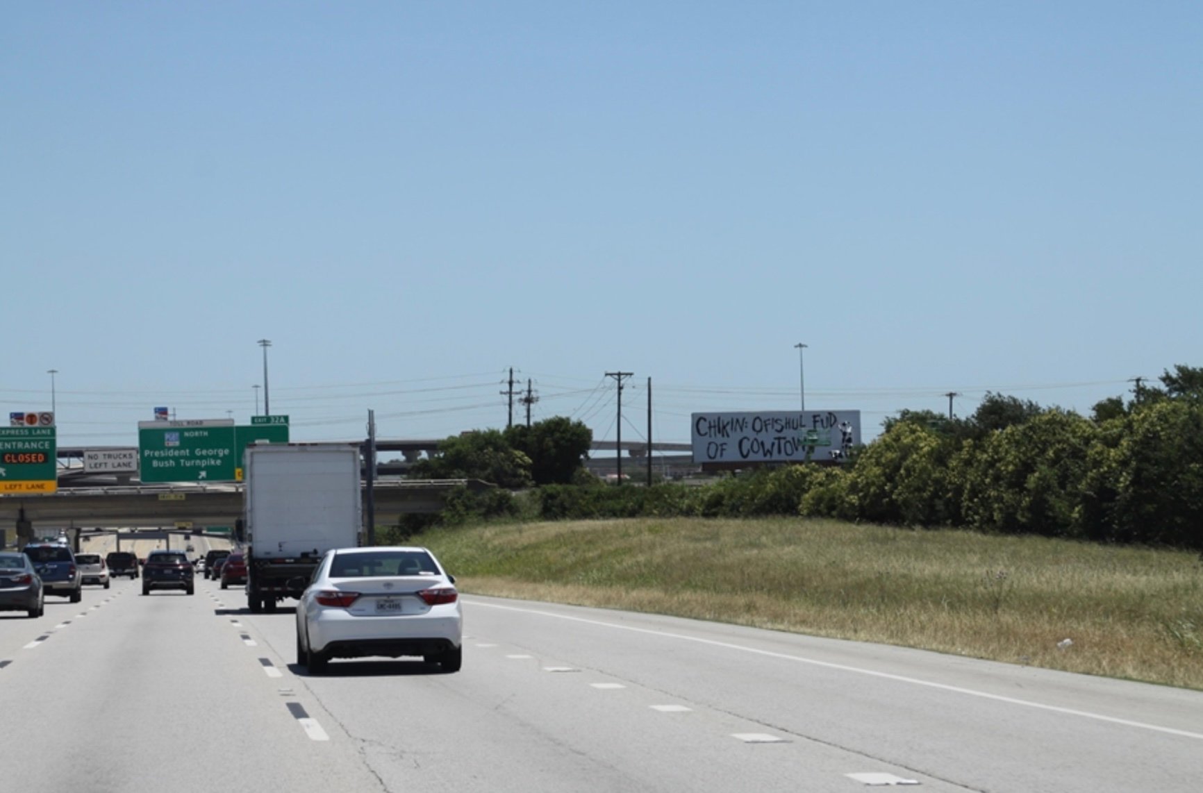 I-30 s/l .4 mi. e/o Great Southwest Pkwy Media