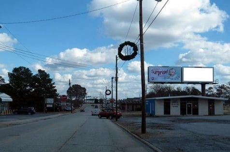 Main St (FP) SS 300ft W/O Jonesboro Rd F/W - 2 Media