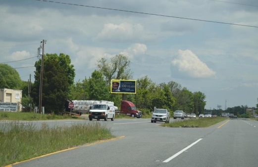 E/S RT. 17, 3 MI. W/O I-95, F/NW Media