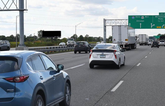 W/S I-65 .25 mi S/O 334 Facing South F/S F/S Media