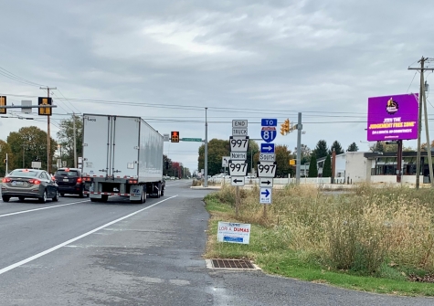 Rt 11 N & Rt 997 Intersection (Next to Interstate Garage Doors), S/F, 1 Slot Media